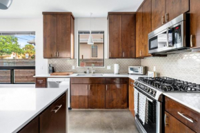 Capitol Casa - Walk to Downtown Austin with Your Family